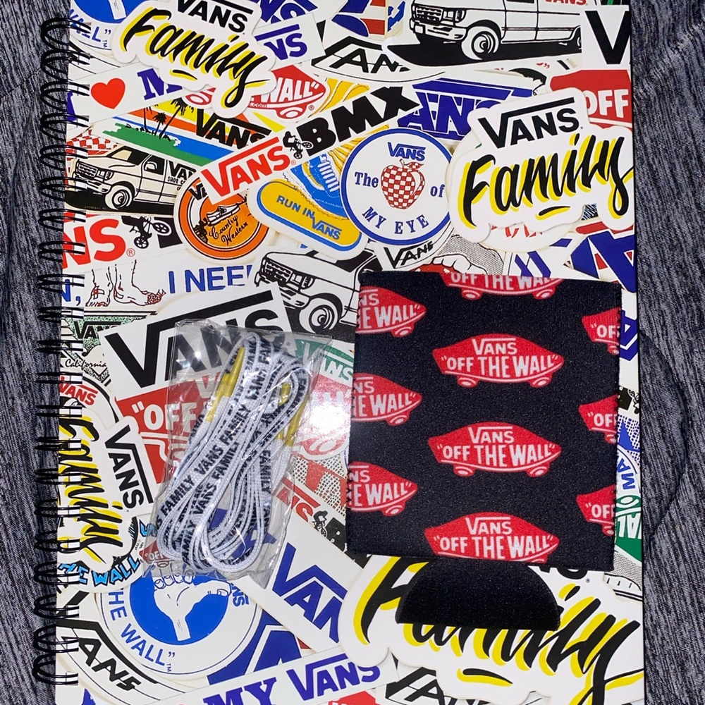 VANS BUNDLE OF 3 SPECIAL